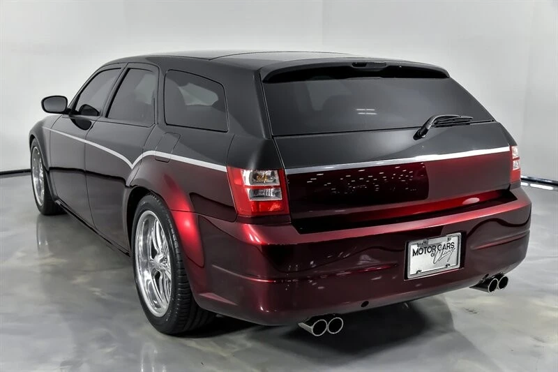 2005 Dodge Magnum 2nd Gen Wagon - Image 9 of 21