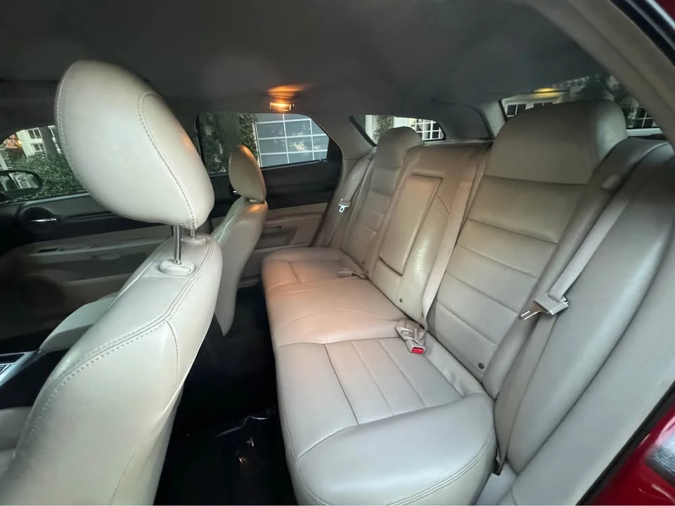 2005 Dodge Magnum 2nd Gen Wagon - Image 10 of 19