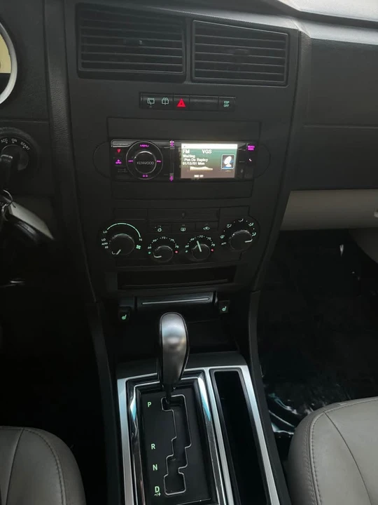 2005 Dodge Magnum 2nd Gen Wagon - Image 15 of 19