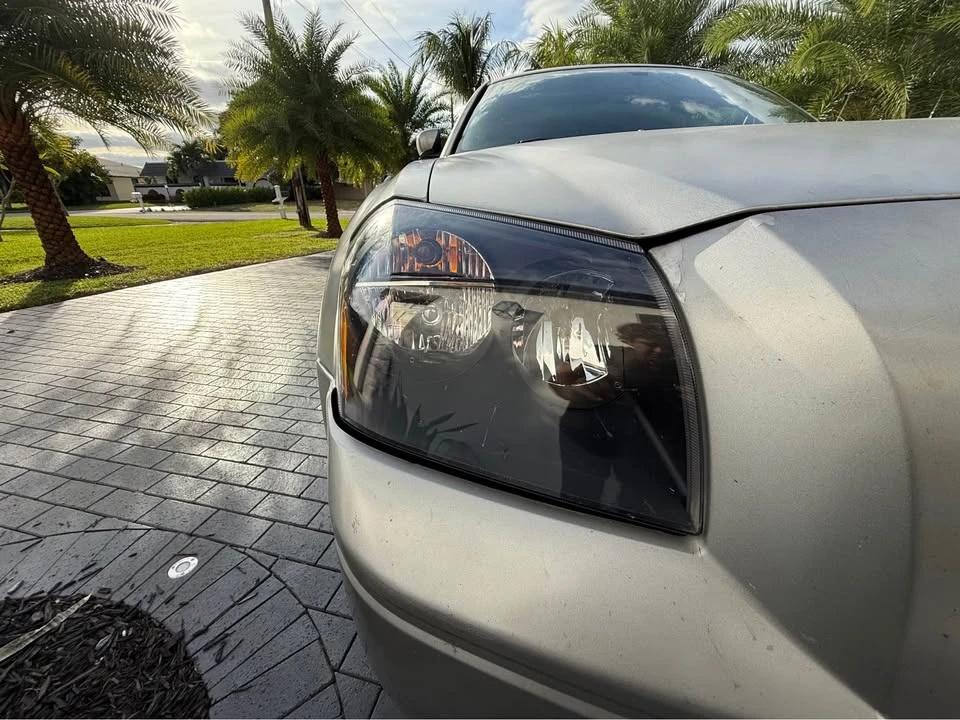 2005 Dodge Magnum 2nd Gen Wagon - Image 5 of 13