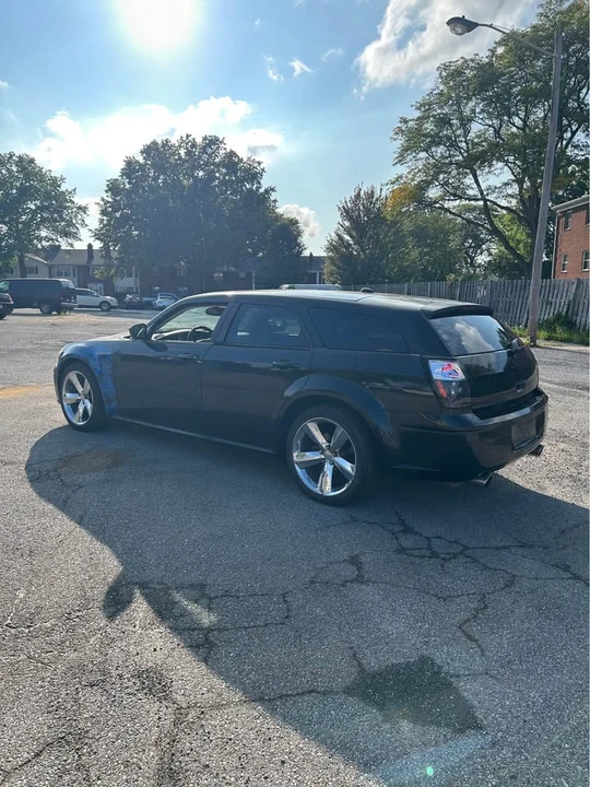 2005 Dodge Magnum 2nd Gen Wagon - Image 5 of 18