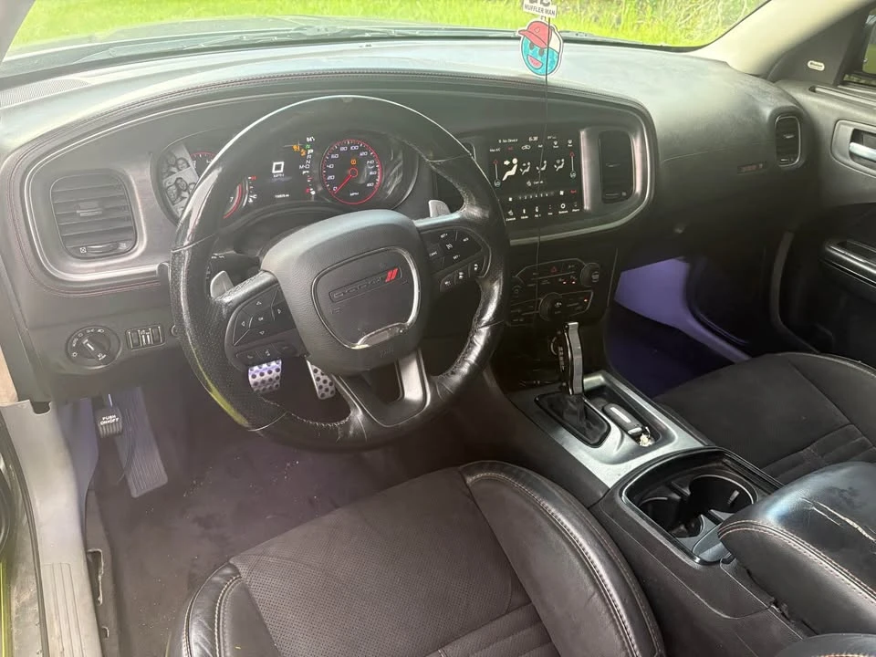 2005 Dodge Magnum 2nd Gen Wagon - Image 7 of 11