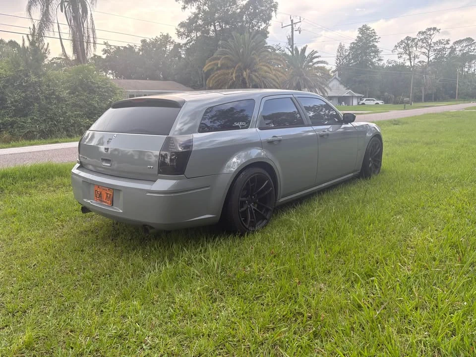 2005 Dodge Magnum 2nd Gen Wagon - Image 3 of 11