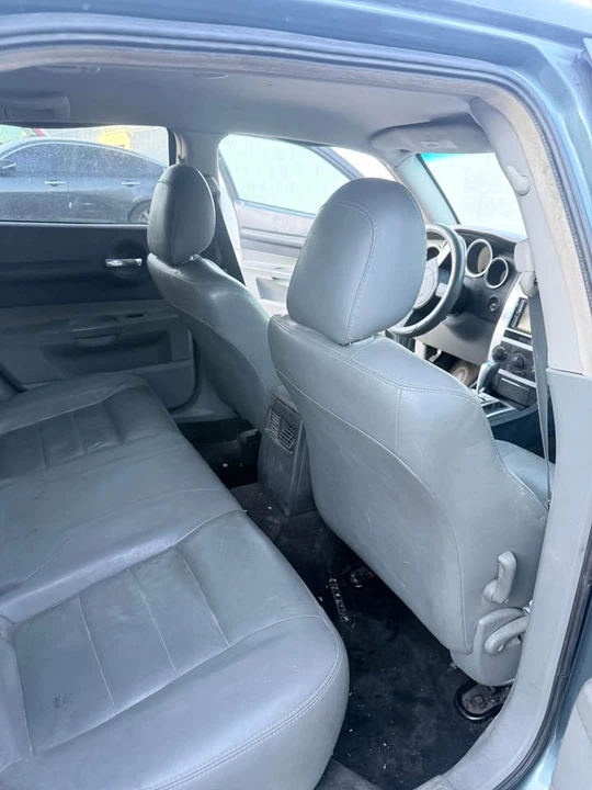 2005 Dodge Magnum 2nd Gen Wagon - Image 14 of 18