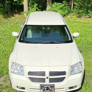2005 Dodge Magnum R/T Sport Wagon 4D