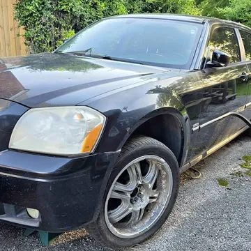 2005 Dodge Magnum R/T Sport Wagon 4D