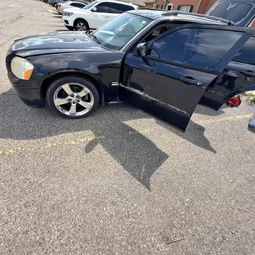 2005 Dodge Magnum R/T Sport Wagon 4D