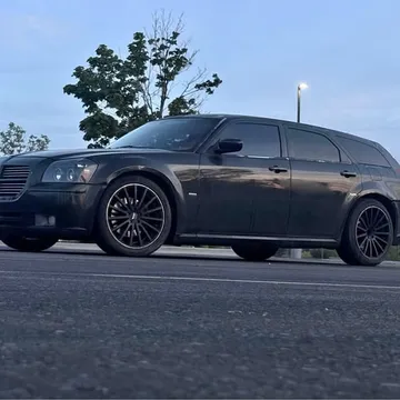 2005 Dodge Magnum R/T Sport Wagon 4D