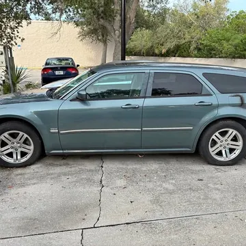 2005 Dodge Magnum R/T Sport Wagon 4D