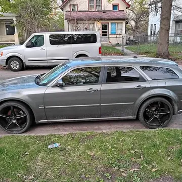 2005 Dodge Magnum R/T Sport Wagon 4D