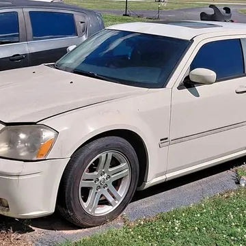 2005 Dodge Magnum R/T Sport Wagon 4D