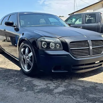 2005 Dodge Magnum R/T Sport Wagon 4D