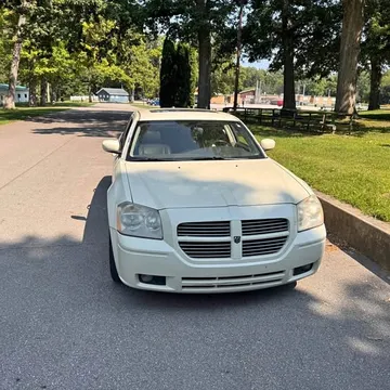 2005 Dodge Magnum R/T Sport Wagon 4D