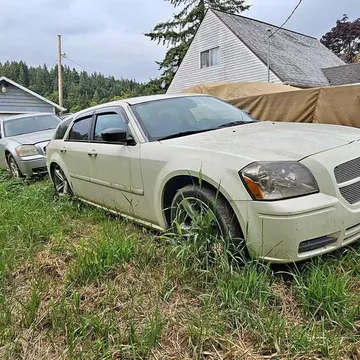 2005 Dodge Magnum R/T Sport Wagon 4D