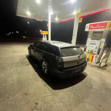 2005 Dodge Magnum R/T Sport Wagon 4D