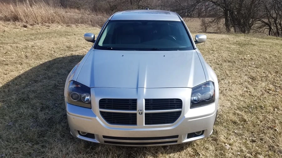 2005 Dodge Magnum 2nd Gen Wagon - Image 7 of 9