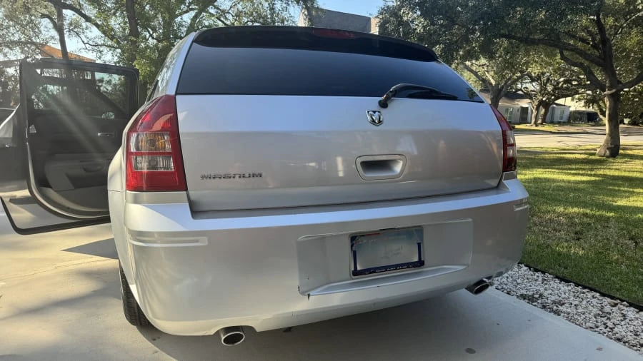 2005 Dodge Magnum 2nd Gen Wagon - Image 5 of 19