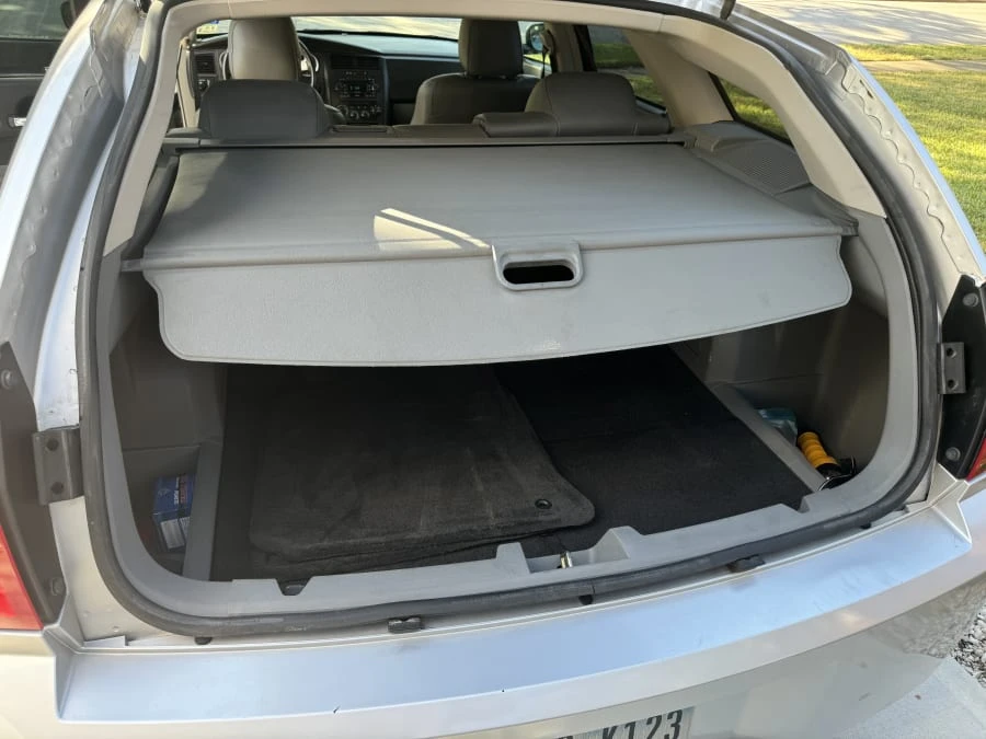 2005 Dodge Magnum 2nd Gen Wagon - Image 18 of 19