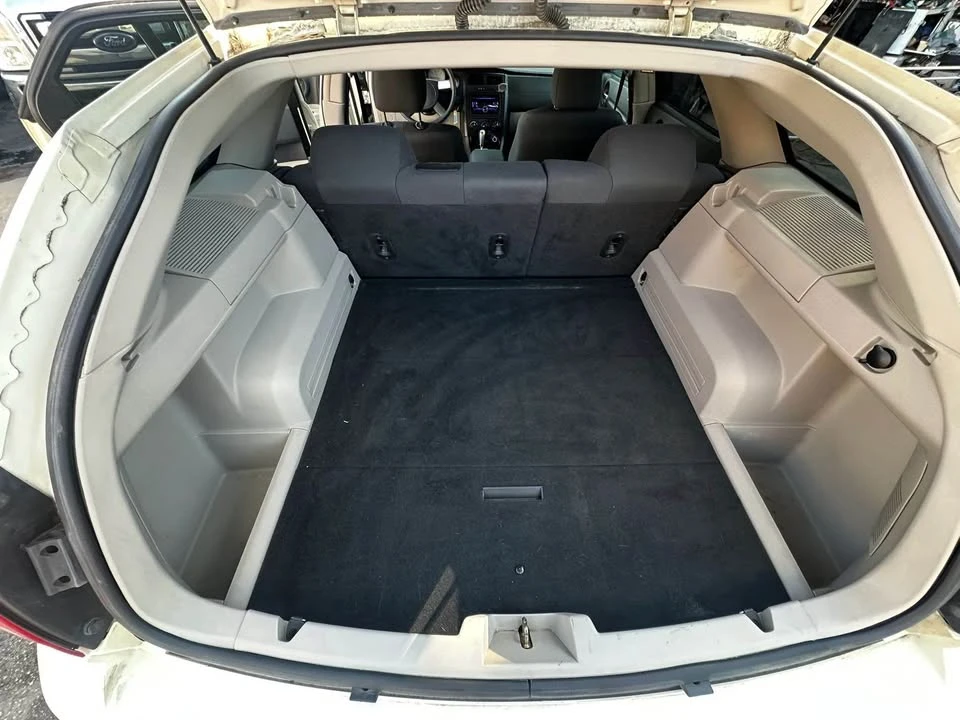 2005 Dodge Magnum 2nd Gen Wagon - Image 12 of 20