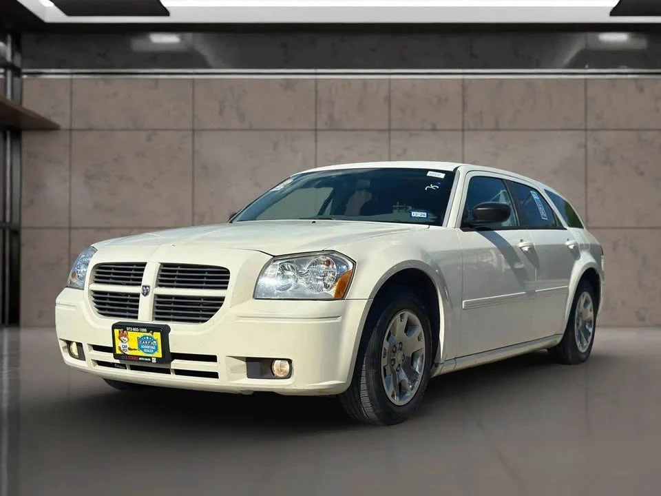2005 Dodge Magnum 2nd Gen Wagon - Image 5 of 20