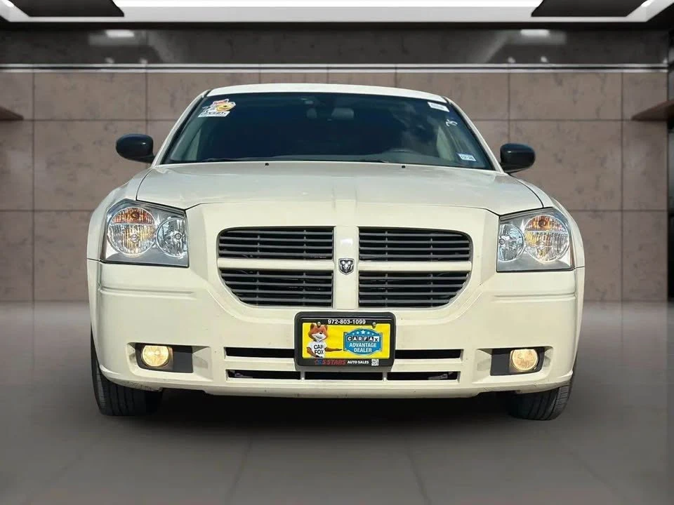 2005 Dodge Magnum 2nd Gen Wagon - Image 6 of 20