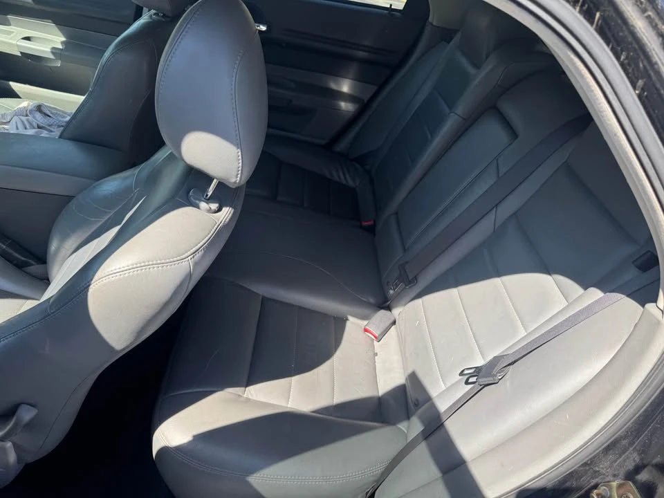 2005 Dodge Magnum 2nd Gen Wagon - Image 7 of 10