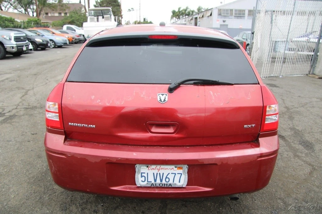 2005 Dodge Magnum 2nd Gen Wagon - Image 5 of 21