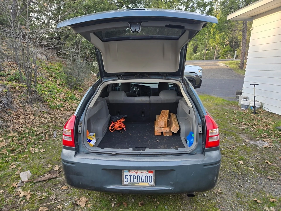 2005 Dodge Magnum 2nd Gen Wagon - Image 6 of 7