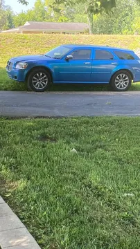2005 Dodge Magnum SXT Sport Wagon 4D