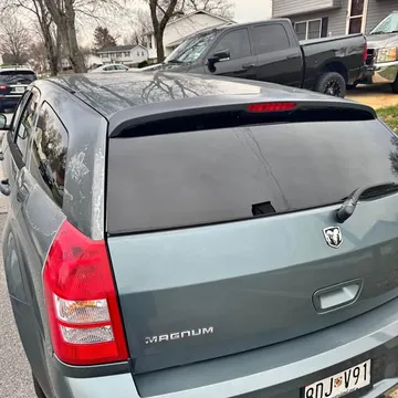 2005 Dodge Magnum SXT Sport Wagon 4D