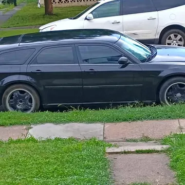 2005 Dodge Magnum Sport Wagon 4D