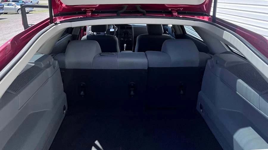 2005 Dodge Magnum 2nd Gen Wagon - Image 13 of 19