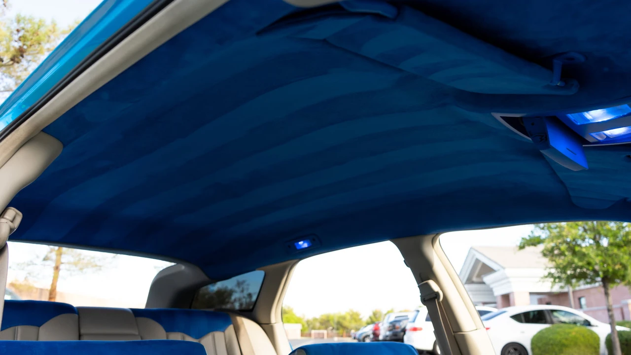 2005 Dodge Magnum 2nd Gen Wagon - Image 24 of 31