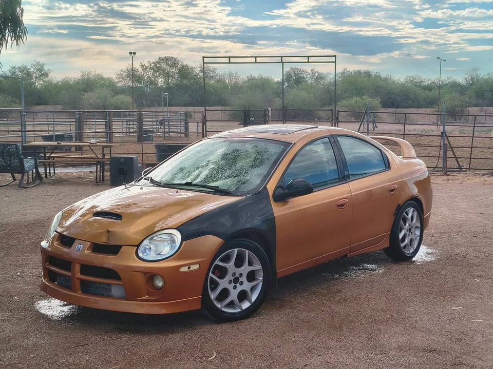 2005 Dodge Neon SRT-4 - Image 2 of 9