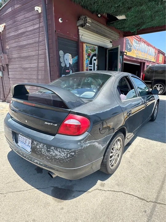 2005 Dodge Neon SRT-4 - Image 2 of 11