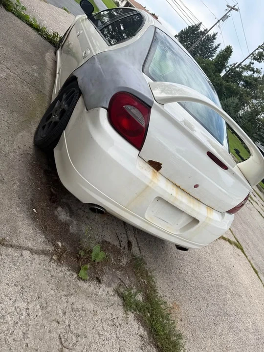 2005 Dodge Neon SRT-4 - Image 2 of 7