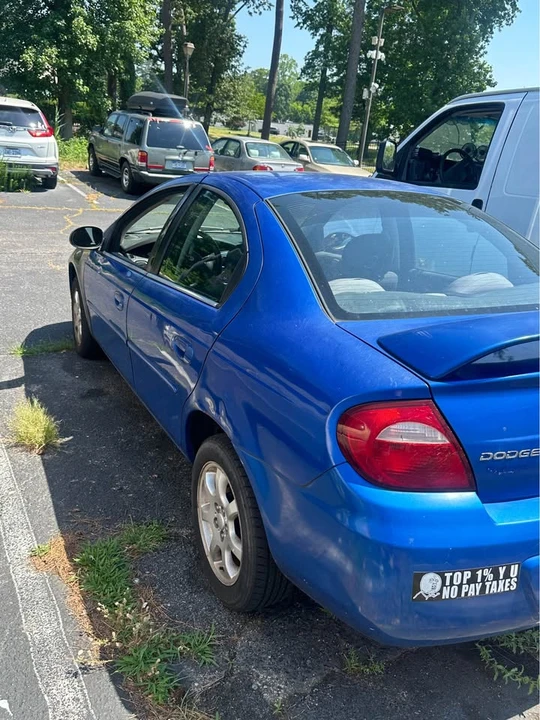 2005 Dodge Neon - Image 5 of 11