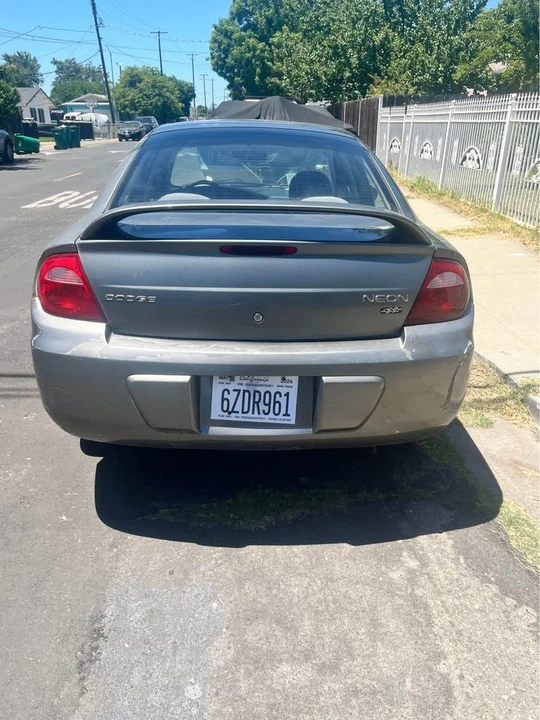 2005 Dodge Neon - Image 6 of 7