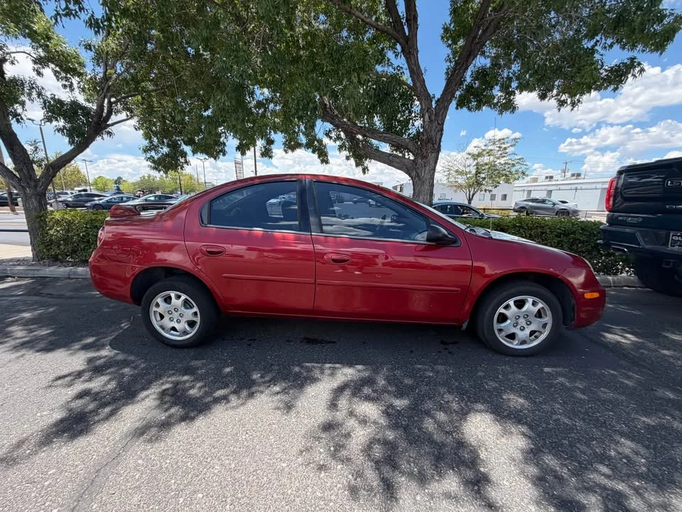 2005 Dodge Neon - Image 2 of 8