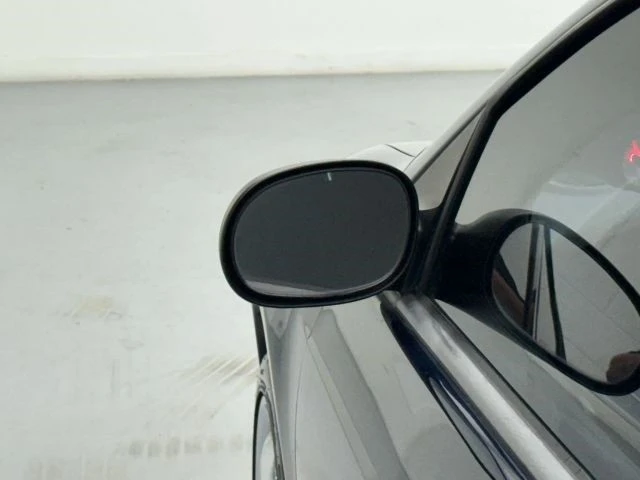2005 Dodge Neon - Image 14 of 21