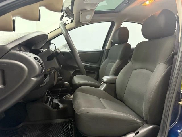 2005 Dodge Neon - Image 17 of 21