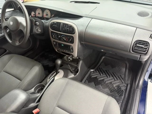 2005 Dodge Neon - Image 18 of 21