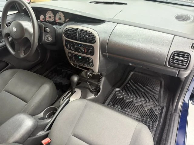 2005 Dodge Neon - Image 18 of 21