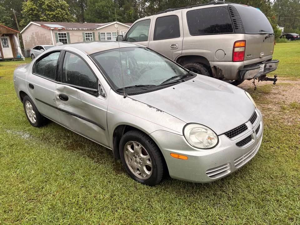 2005 Dodge Neon - Image 2 of 6