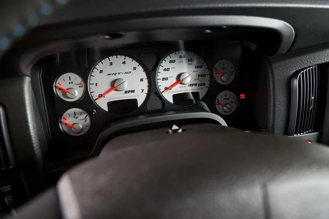 2005 Dodge Ram SRT-10 3rd Gen - Image 28 of 31