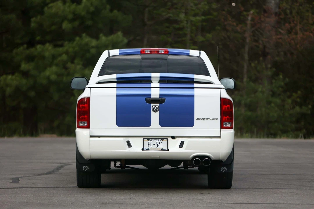 2005 Dodge Ram SRT-10 3rd Gen - Image 10 of 31