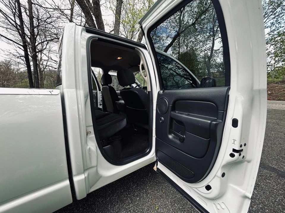 2005 Dodge Ram 3rd Gen - Image 11 of 31