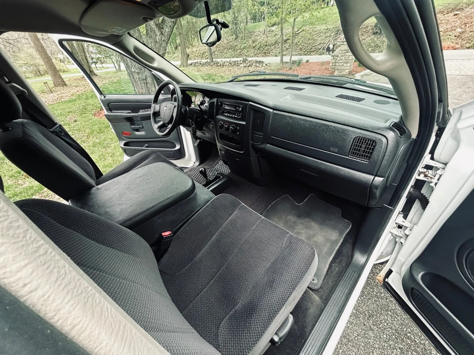 2005 Dodge Ram 3rd Gen - Image 8 of 31