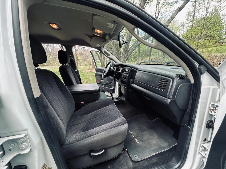 2005 Dodge Ram 3rd Gen - Image 10 of 31