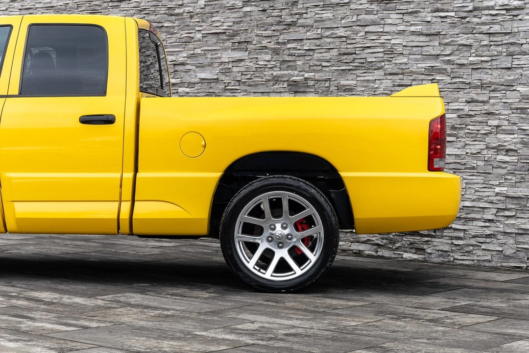 2005 Dodge Ram SRT-10 3rd Gen - Image 16 of 21
